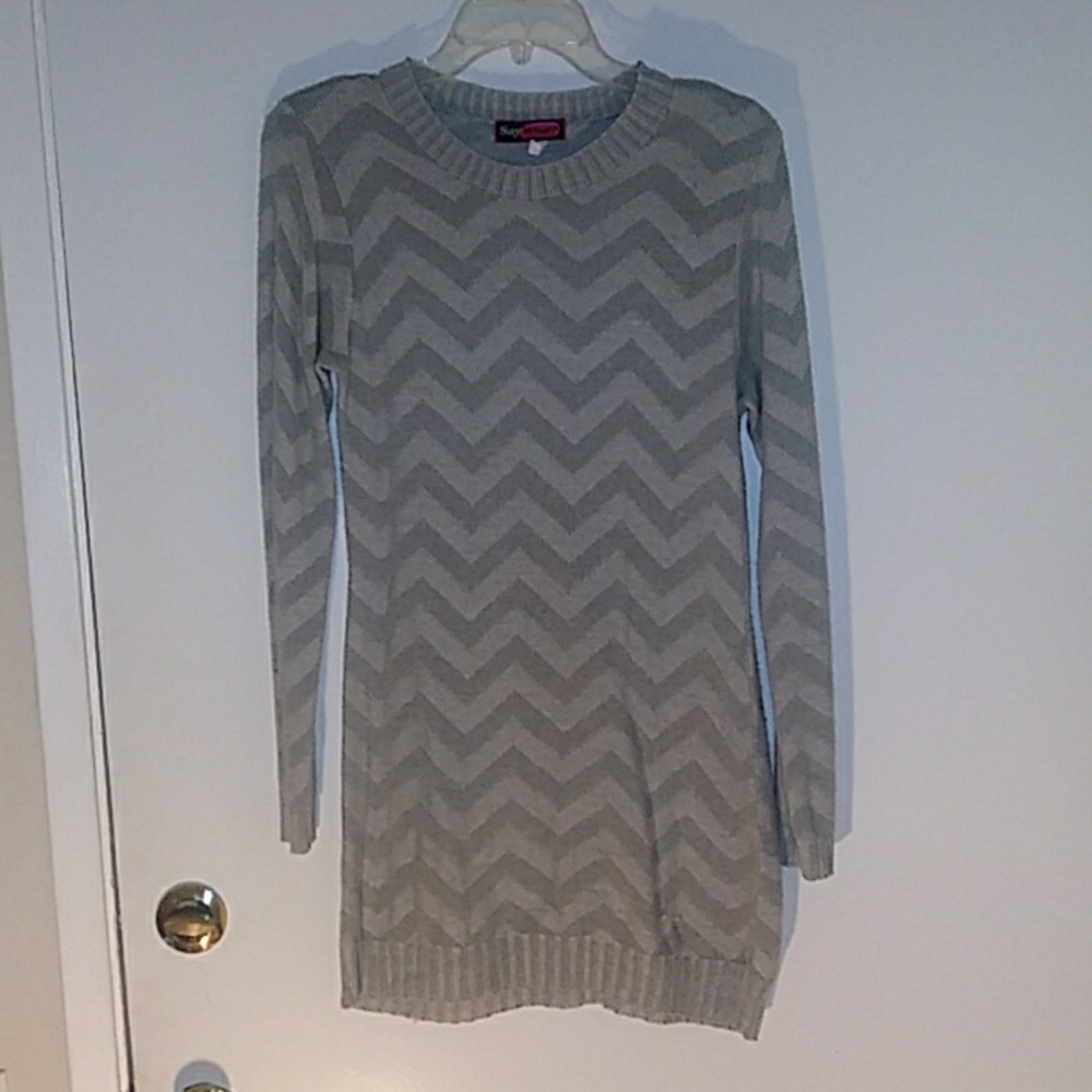 Dark and Light grey zigzag sweater dress